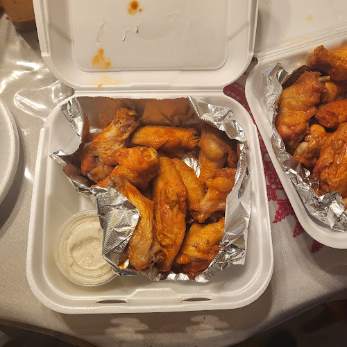 Comentarii opinii despre Avenue 3 Pizza Subs & Catering