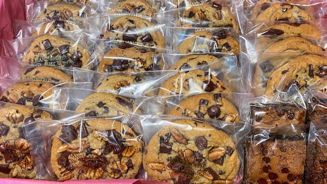 Sweets & Treats by ShawnMyie Home-Based Cookie Shoppe