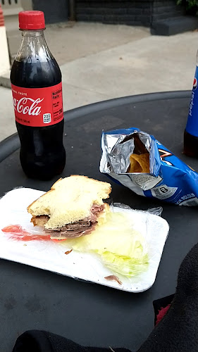 Opinii despre Chops, Cheese and Chives, A neighborhood Butcher, Deli and Grocer în Covington - Hospitality and gastronomy