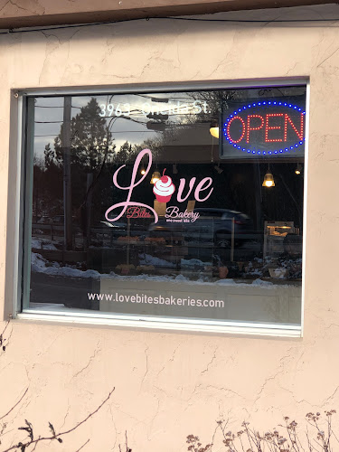 Opinii despre Love Bites Bakery în Utica - Hospitality and gastronomy