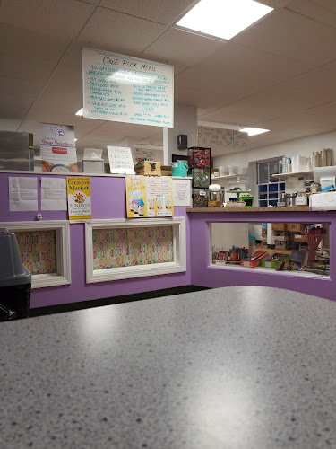 Cows Rock Ice Cream - Hospitality and gastronomy