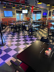 Twiggy’s One Headlight Pub