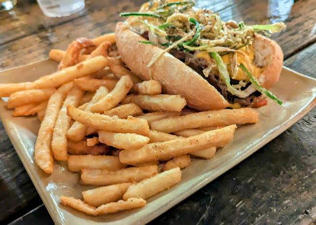 Comments and reviews of Belching Beaver Brewery Tavern and Grill