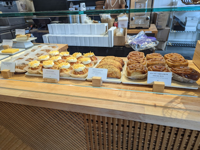 Opinii despre Hood Famous Cafe + Bar în Seattle - Hospitality and gastronomy