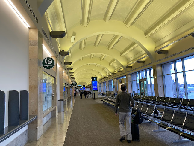 California Pizza Kitchen - Hospitality and gastronomy