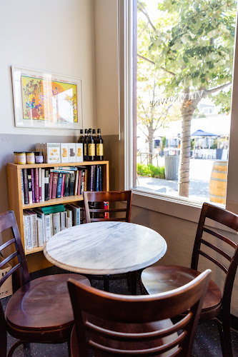 Vin Vino Wine - Hospitality and gastronomy