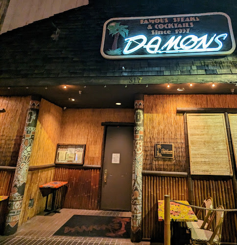 Damon's Steak House