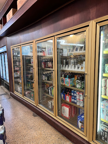 Lee's Market - Alexandria