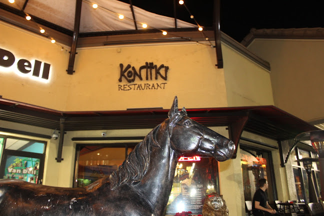 Kontiki Wine & Raw Bar Restaurant - Wellington