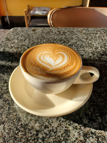 Simon's Coffee Shop - Cambridge