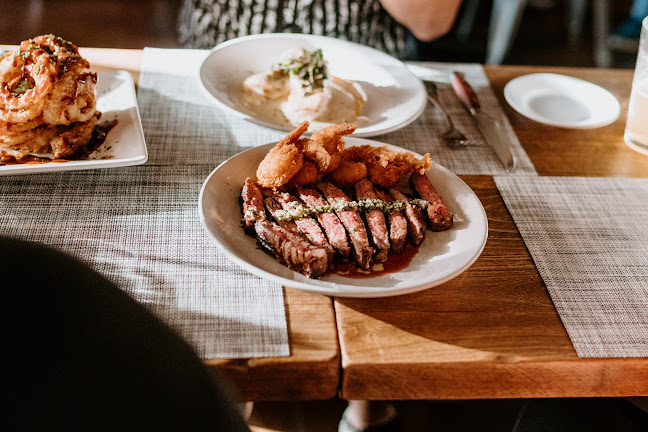 Comentarii opinii despre Biggest Little Steakhouse