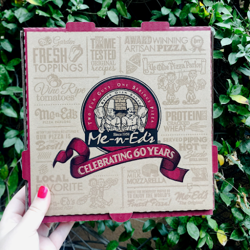 Opinii despre Me n Ed's Pizzeria în Porterville - Hospitality and gastronomy