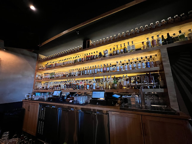 Wolf & Crane Bar - Hospitality and gastronomy