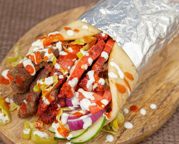 Hefty Gyros - Hospitality and gastronomy