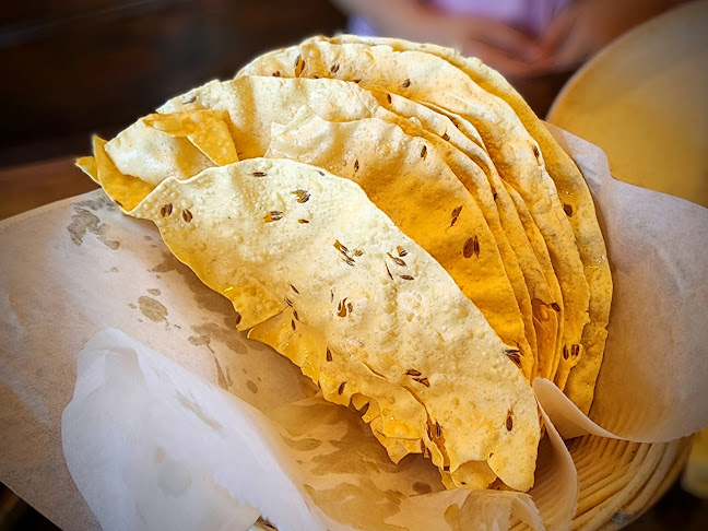 Pia's Kitchen Indian Cuisine - Hospitality and gastronomy