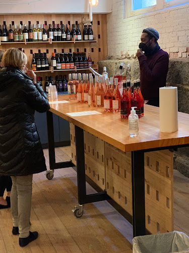 Mayhew Wine Shop - Hospitality and gastronomy