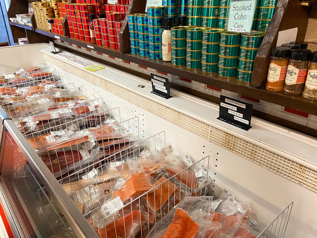 10th & M Seafoods - Anchorage