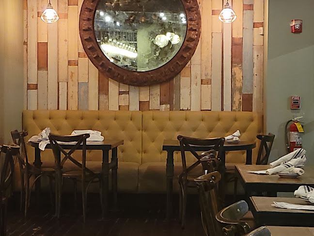 23 Shipyard Dr, Hingham, MA 02043