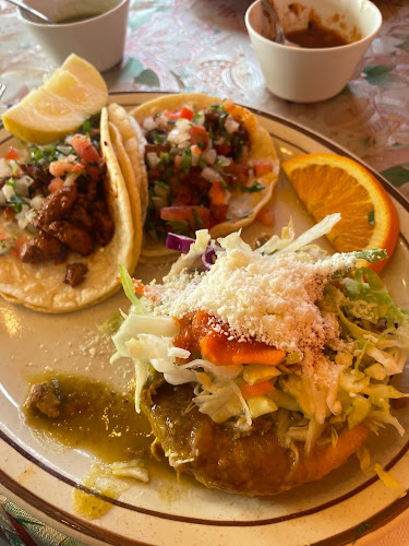 Comments and reviews of Real Colima 2 Restaurant