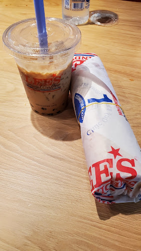 Lee's Sandwiches Open Times