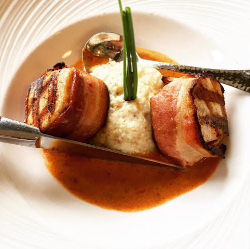 Guppy's On the Beach - Clearwater