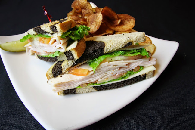 Comentarii opinii despre Ringside Café