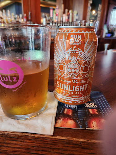 Ernie's Midtown Pub - Hospitality and gastronomy