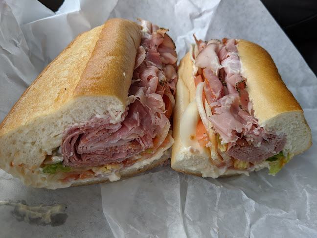 Noochie's Deli and Cafe' - Hospitality and gastronomy