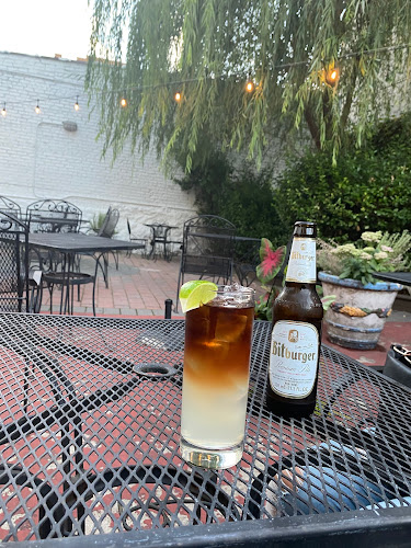 Opinii despre Fresh Pond Cocktail Club în New York - Hospitality and gastronomy