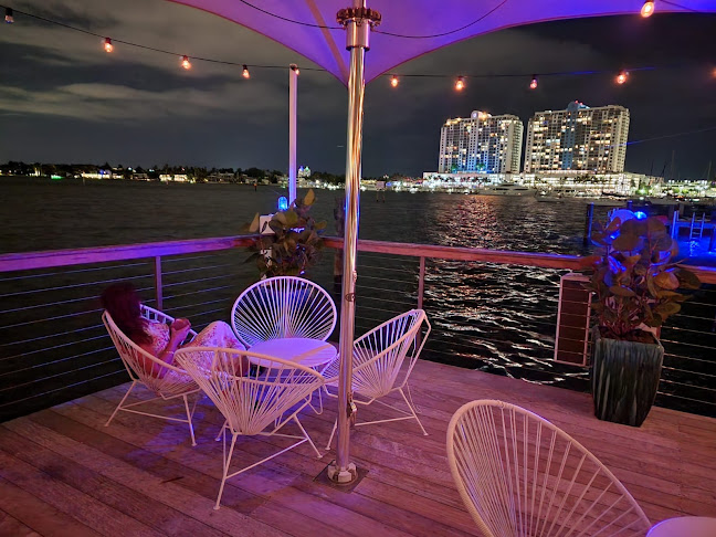 40 Island Ave, Miami Beach, FL 33139