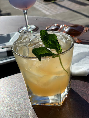 12424 SW Broadway St, Beaverton, OR 97005, United States