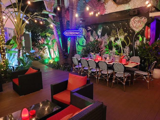 Hookah bar at AURA - Hospitality and gastronomy