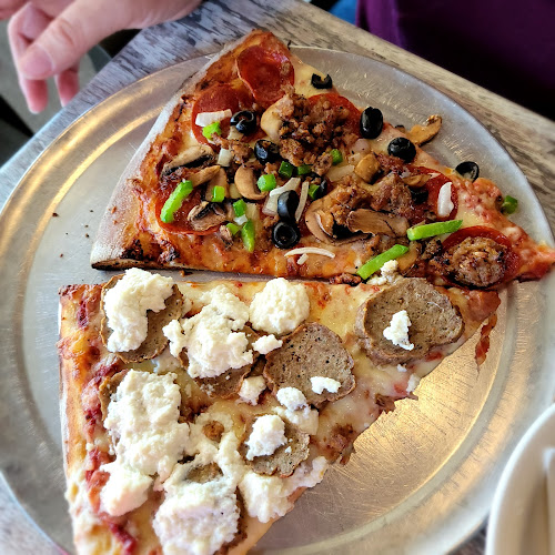 Giuseppi’s Pizza & Pasta House Shelter Cove - Hospitality and gastronomy