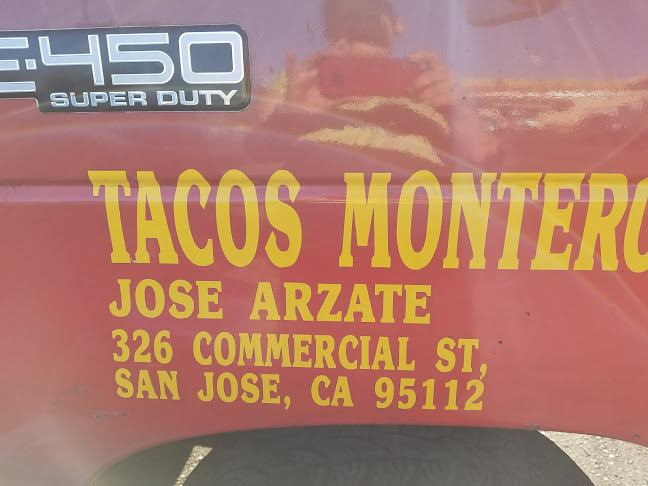 J B Liquors & Deli - Hospitality and gastronomy