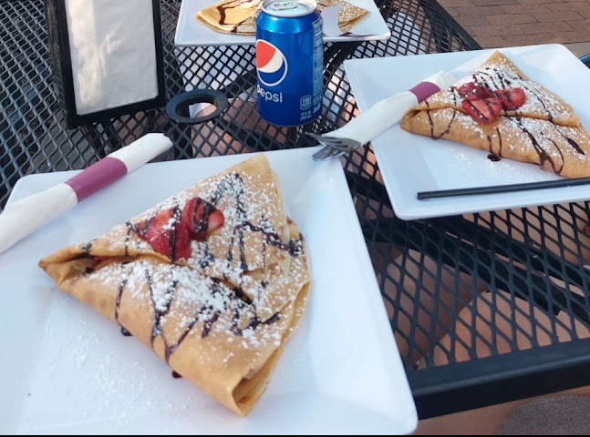 Euro Crepes, Pizza, and Gyros Restaurant - Naperville