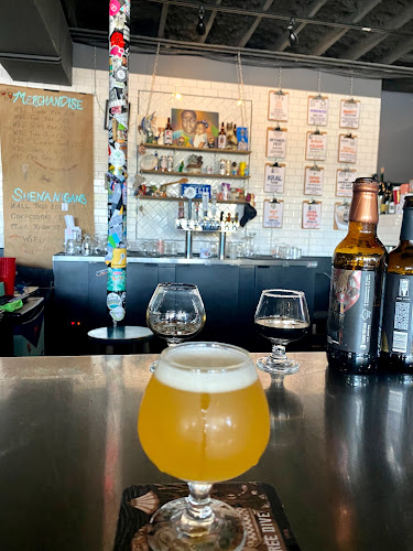 Comentarii opinii despre Hawthorne Bottle Shoppe