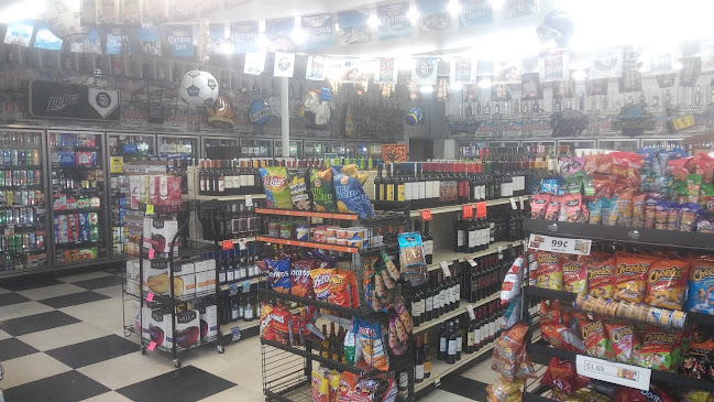 Crest Foods Liquor Open Times