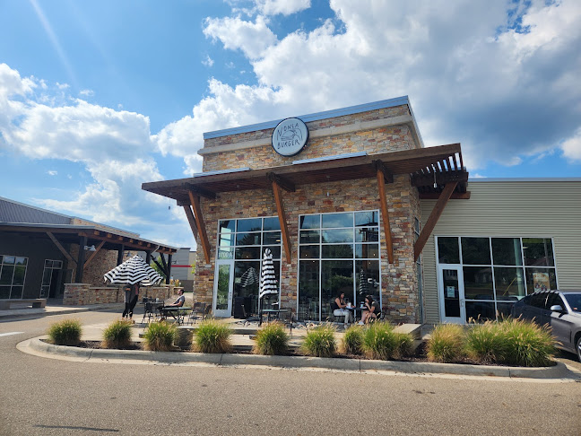 Nonla Burger - Drake Rd. - Kalamazoo
