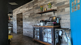 Lots of Eats Thai Kitchen