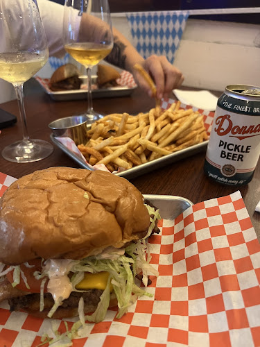 Majorette - San Diego