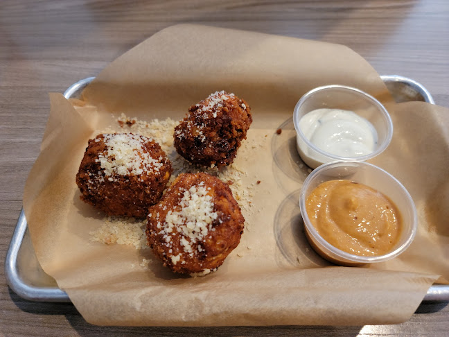 3241 E Shea Blvd, Phoenix, AZ 85028, United States