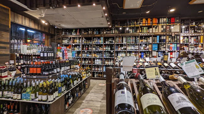 Opinii despre Gotham Wines & Liquors în West New York - Hospitality and gastronomy