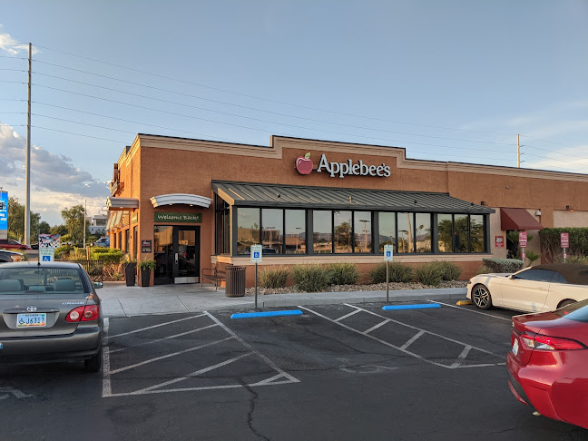 Applebee's Grill + Bar