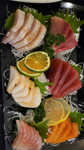 Omee J Fusion Sushi Bar & Grill - Hospitality and gastronomy