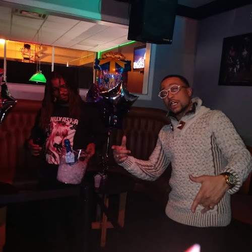 8134 Hamilton Ave, Cincinnati, OH 45231, United States