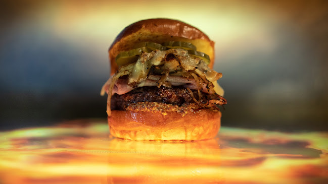 True Metal Burgers - Hospitality and gastronomy