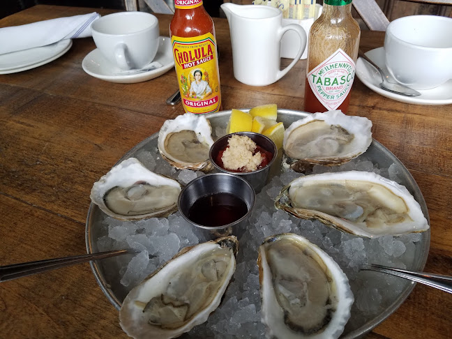 Comentarii opinii despre Trident Galley & Raw Bar