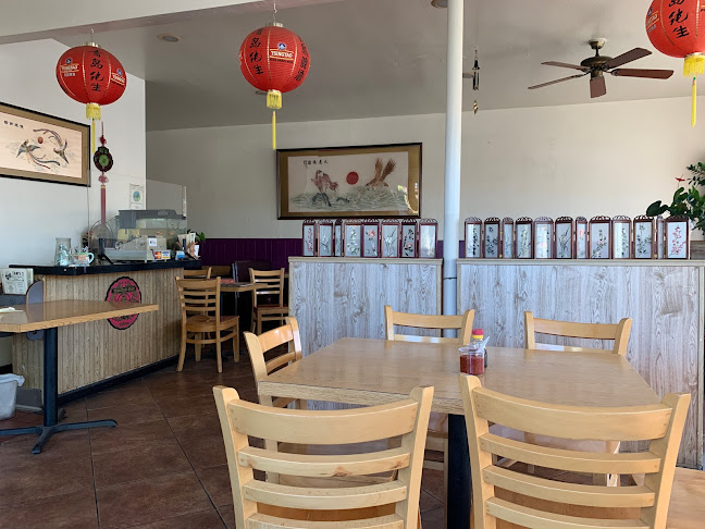 Tam's Restaurant - Hospitality and gastronomy