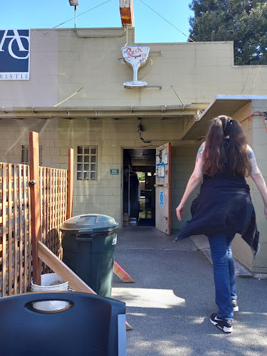 Reviews of Rush Inn in Santa Cruz - Hospitality and gastronomy