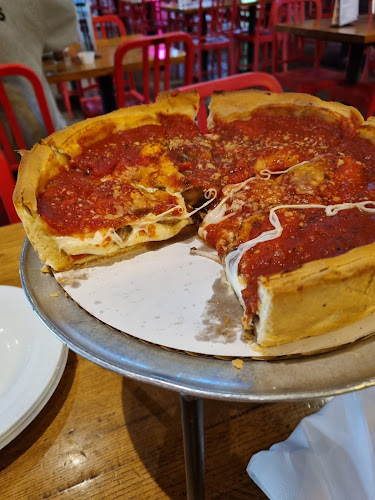 Eat pizza - Las Vegas